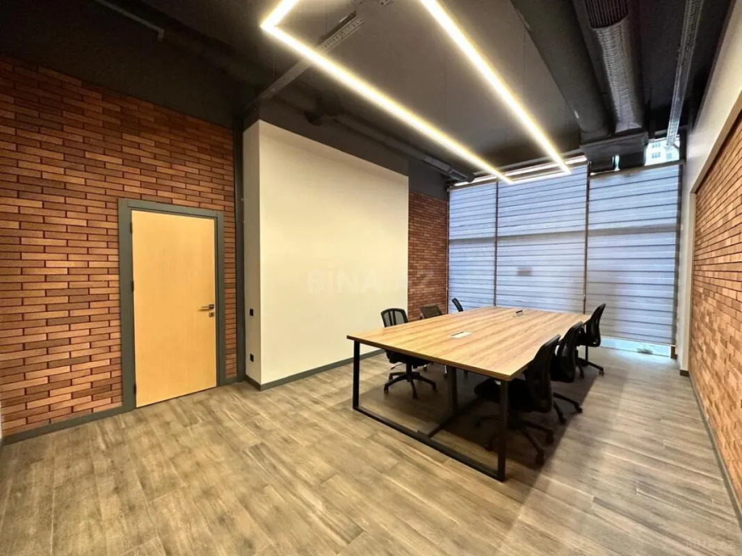 Kirayə verilir 8 otaqlı ofis 350 m²