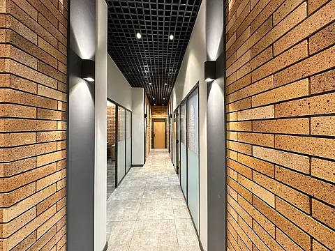 Kirayə verilir 8 otaqlı ofis 350 m²