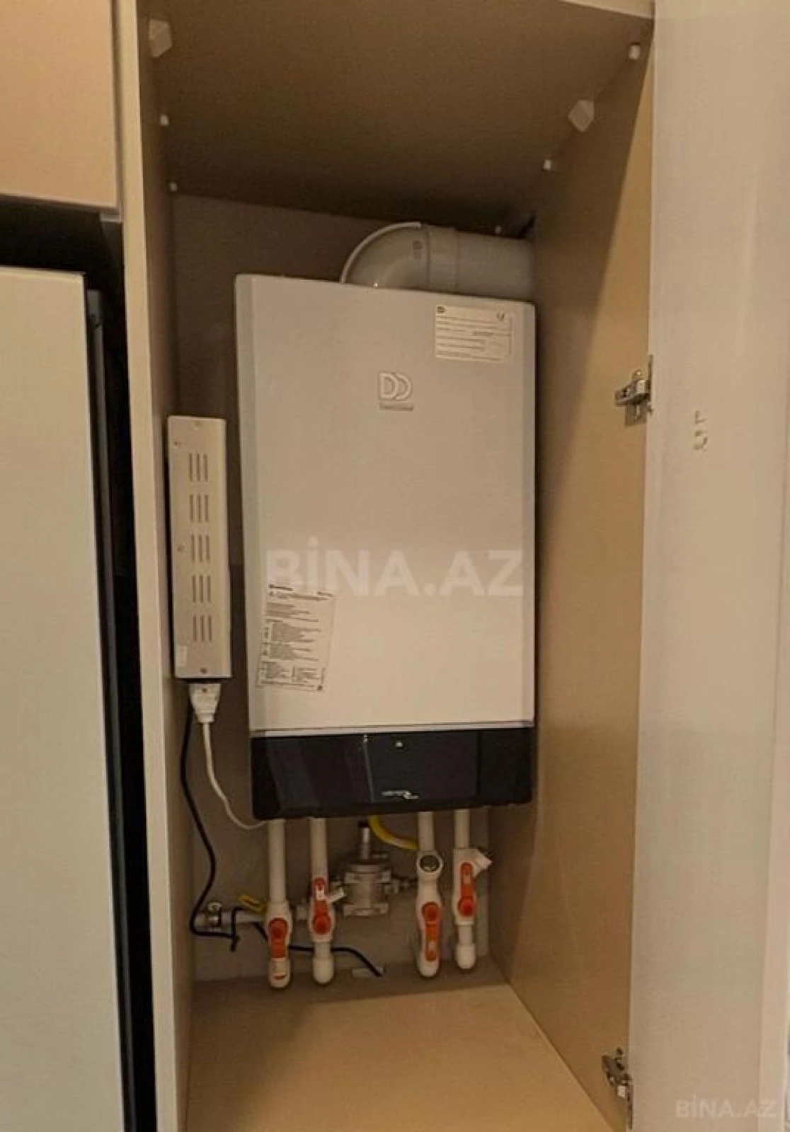 Satılır 3 otaqlı mənzil 90 m²