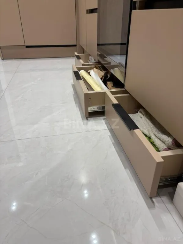 Satılır 3 otaqlı mənzil 90 m²