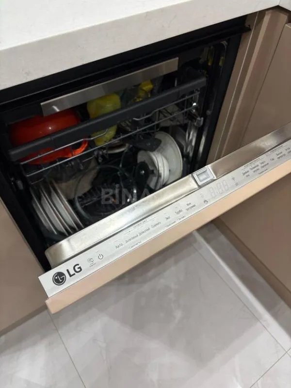 Satılır 3 otaqlı mənzil 90 m²