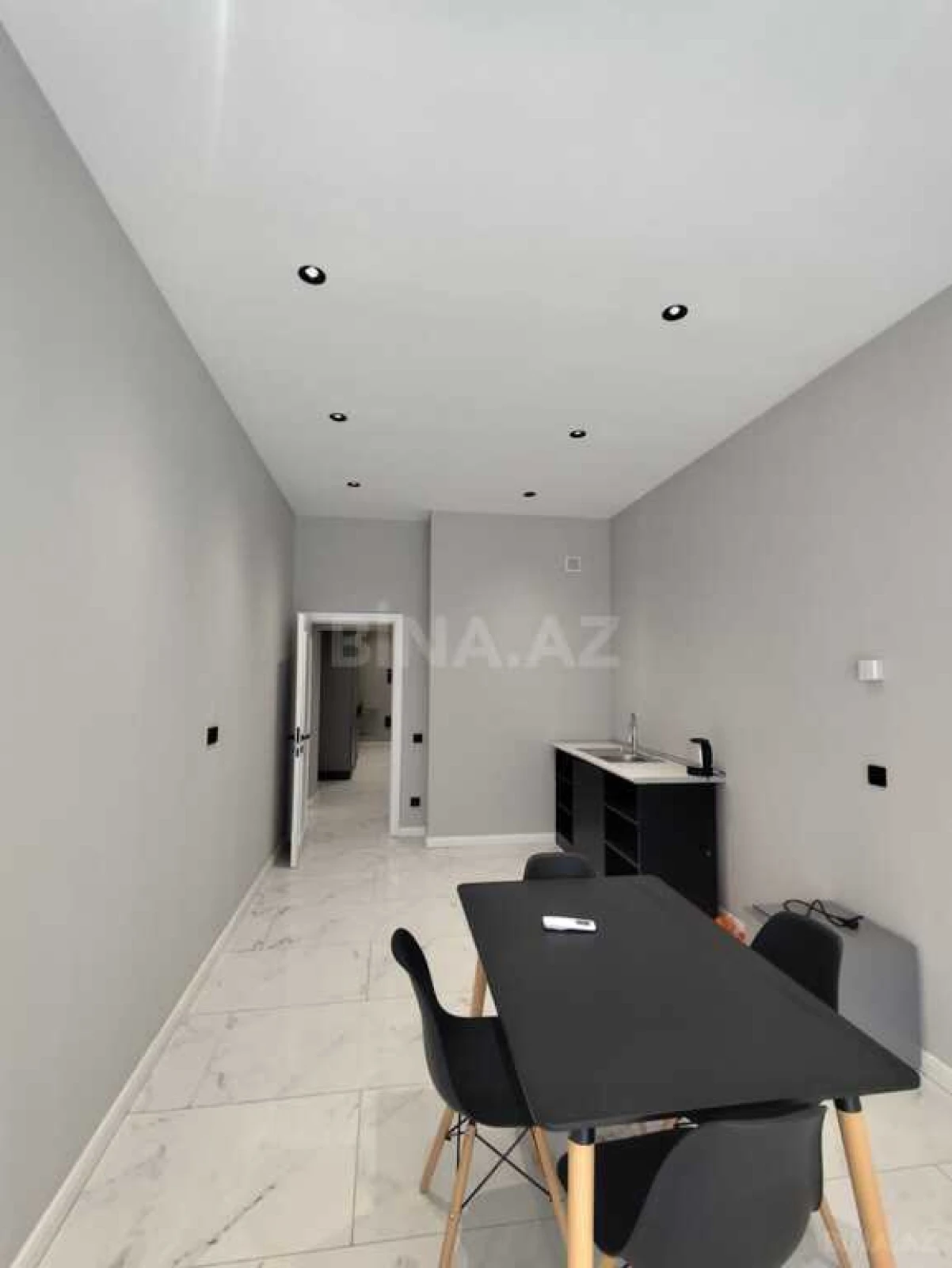 Satılır 2 otaqlı mənzil 117.2 m²