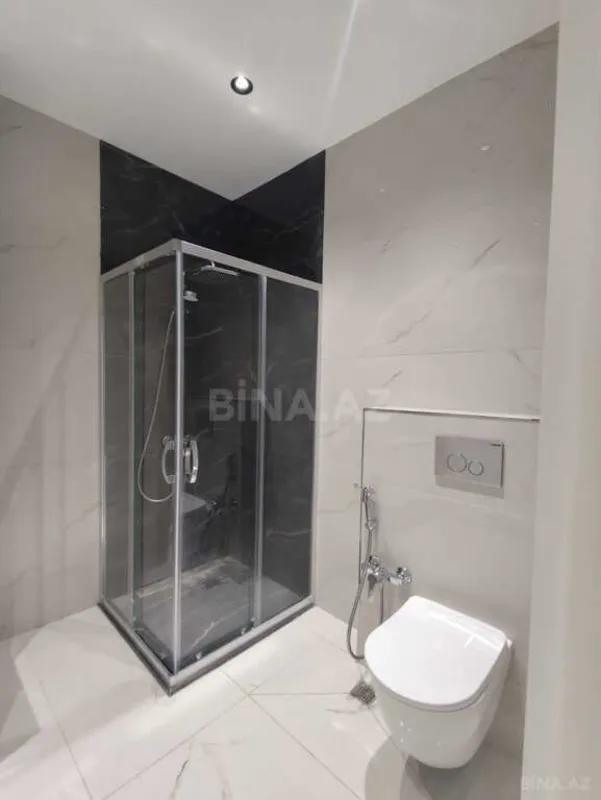 Satılır 2 otaqlı mənzil 117.2 m²
