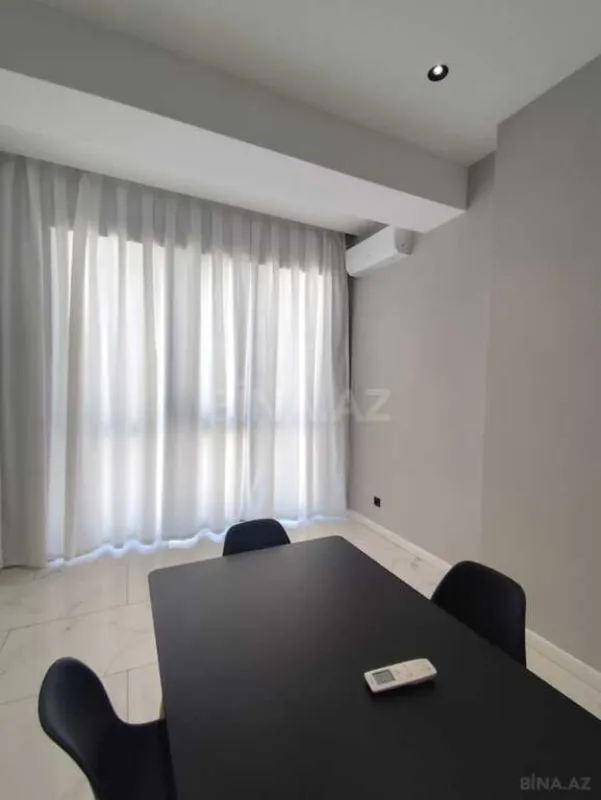 Satılır 2 otaqlı mənzil 117.2 m²
