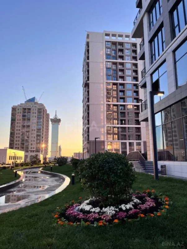 Satılır 2 otaqlı mənzil 117.2 m²