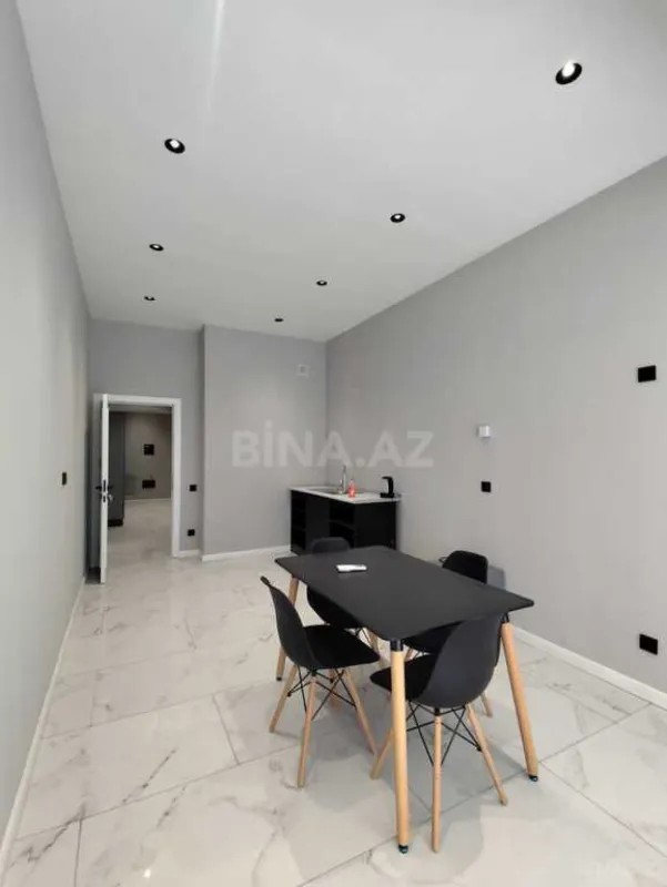 Satılır 2 otaqlı mənzil 117.2 m²
