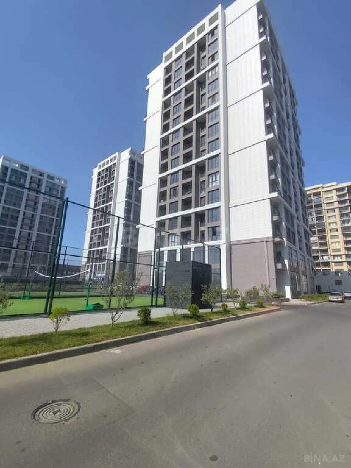 Satılır 2 otaqlı mənzil 117.2 m²