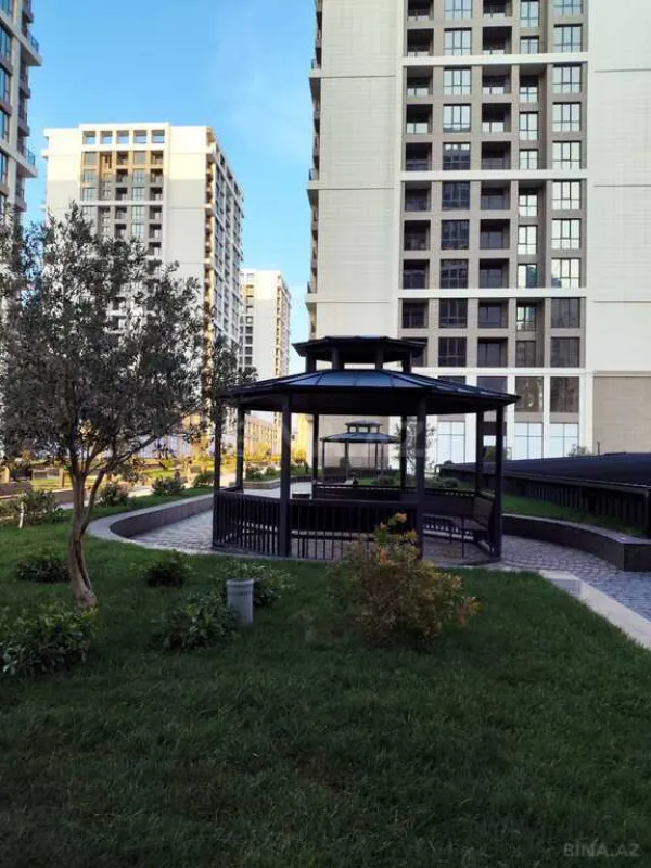 Satılır 2 otaqlı mənzil 117.2 m²