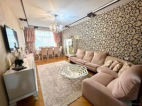 Satılır 3 otaqlı mənzil 120 m² — Bakı, İnşaatçılar 3 otaq 120.00 m²