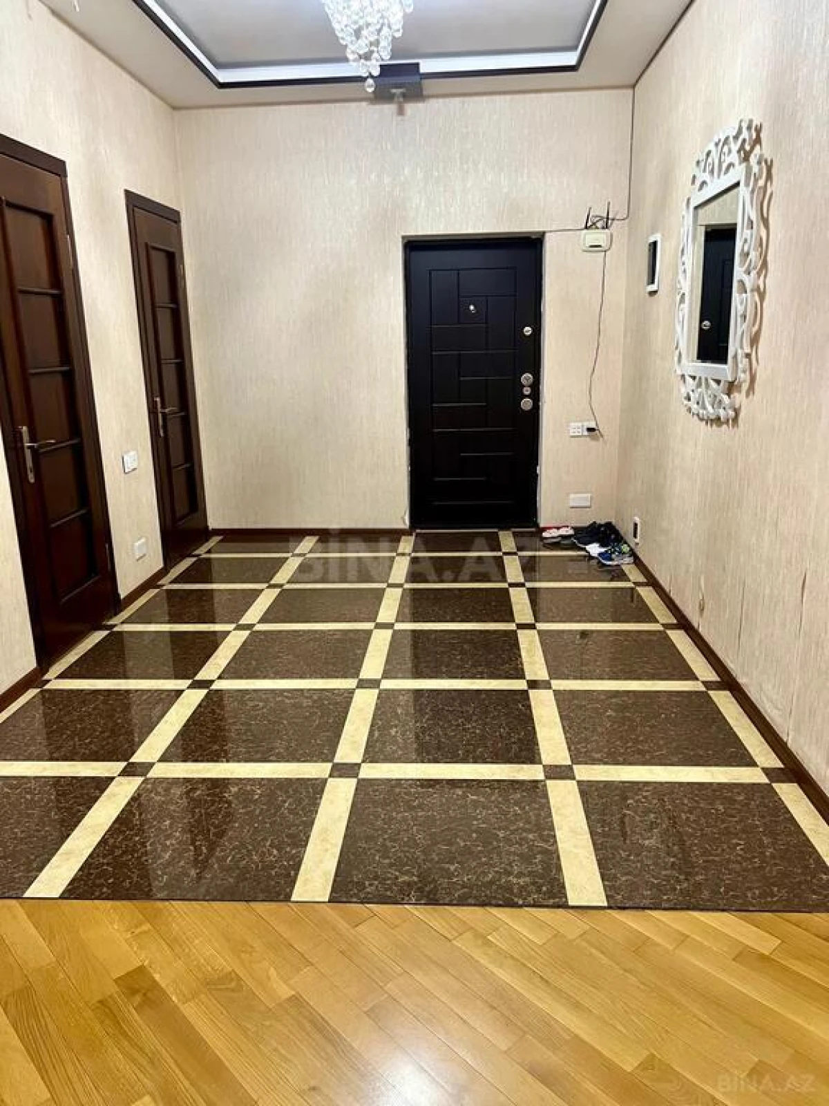 Satılır 3 otaqlı mənzil 120 m²