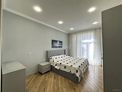 Kirayə verilir 3 otaqlı mənzil 135 m²