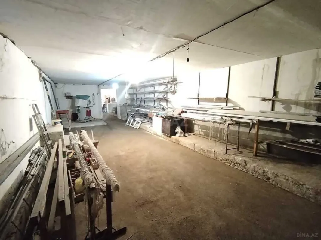 Satılır obyekt 201 m²