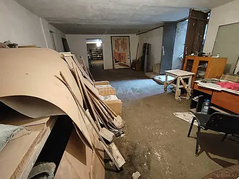 Satılır obyekt 201 m²