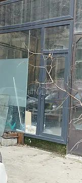 Satılır obyekt 201 m²