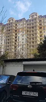 Satılır obyekt 201 m²