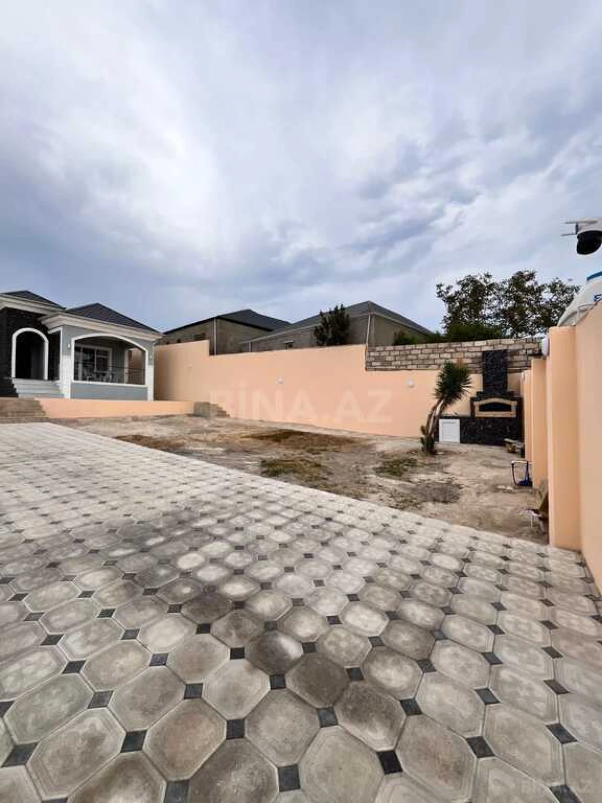 Satılır 4 otaqlı həyət evi 120 m²