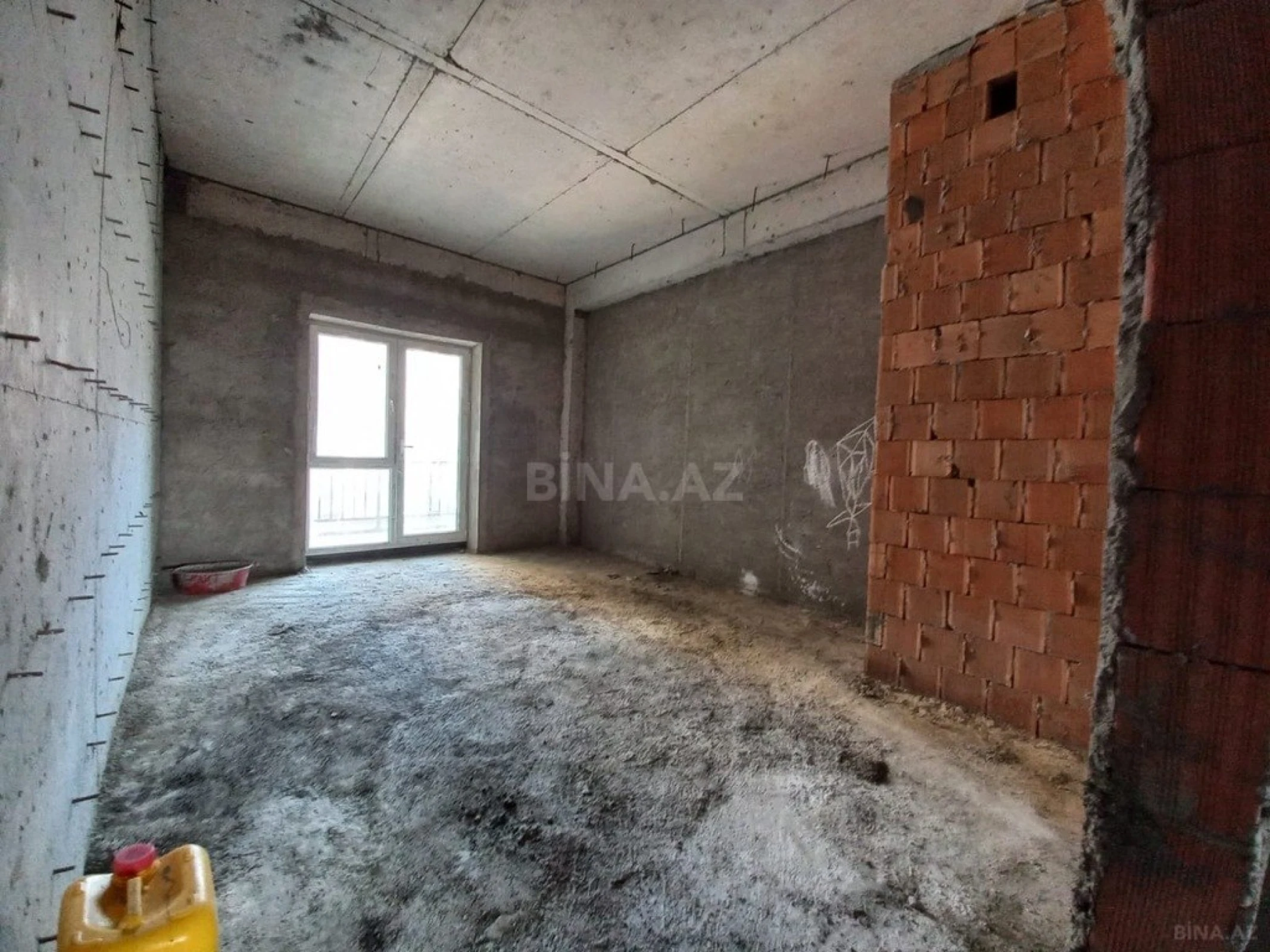 Satılır 3 otaqlı mənzil 120 m²