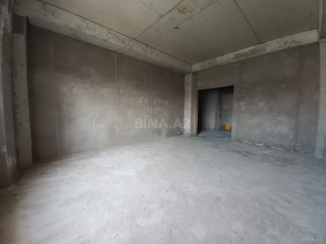 Satılır 3 otaqlı mənzil 120 m²