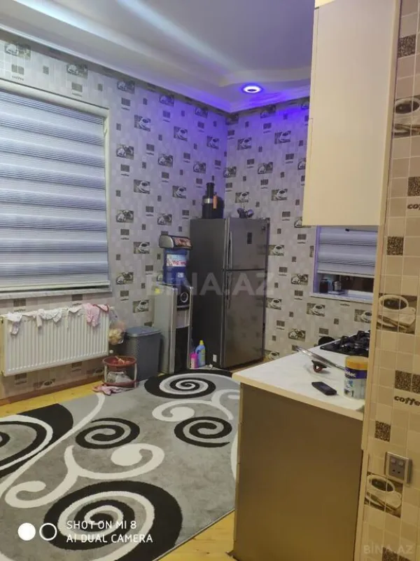 Satılır 5 otaqlı həyət evi 383 m²