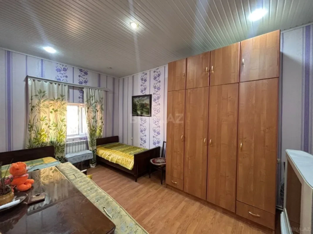 Satılır 4 otaqlı həyət evi 80 m²