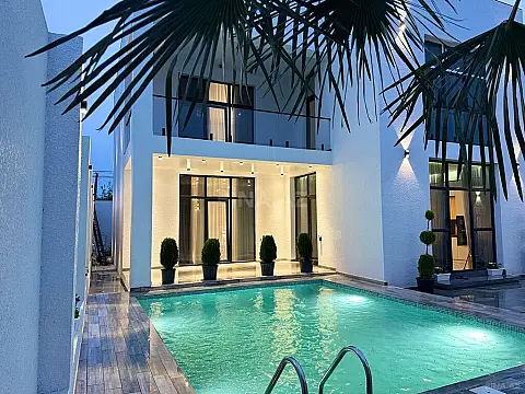 Kirayə verilir 4 otaqlı həyət evi 220 m²