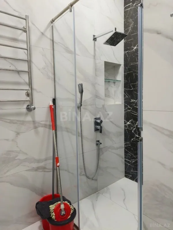 Kirayə verilir 3 otaqlı mənzil 118 m²