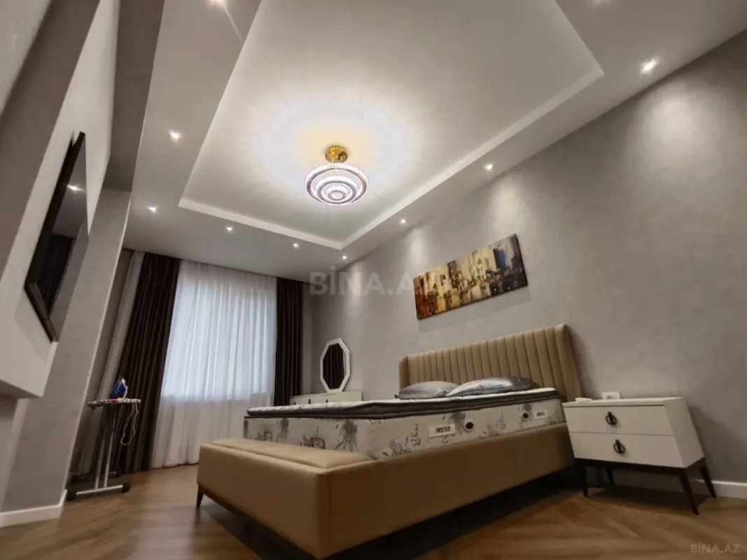 Kirayə verilir 3 otaqlı mənzil 118 m²