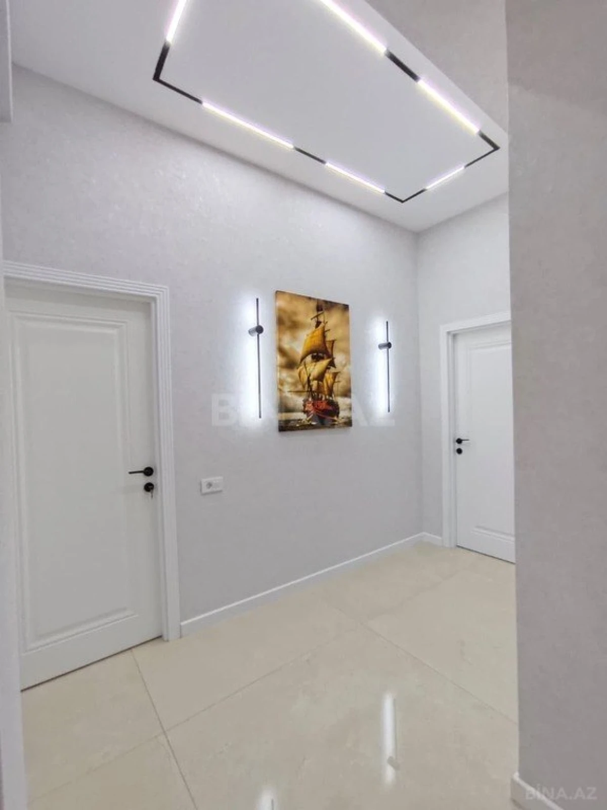 Kirayə verilir 3 otaqlı mənzil 118 m²