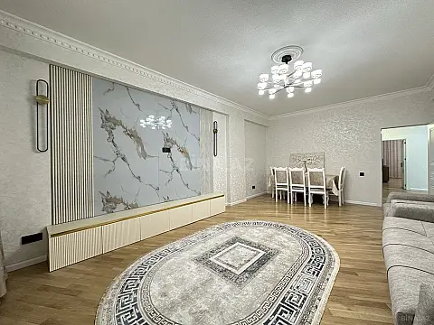 Satılır 3 otaqlı mənzil 125 m²