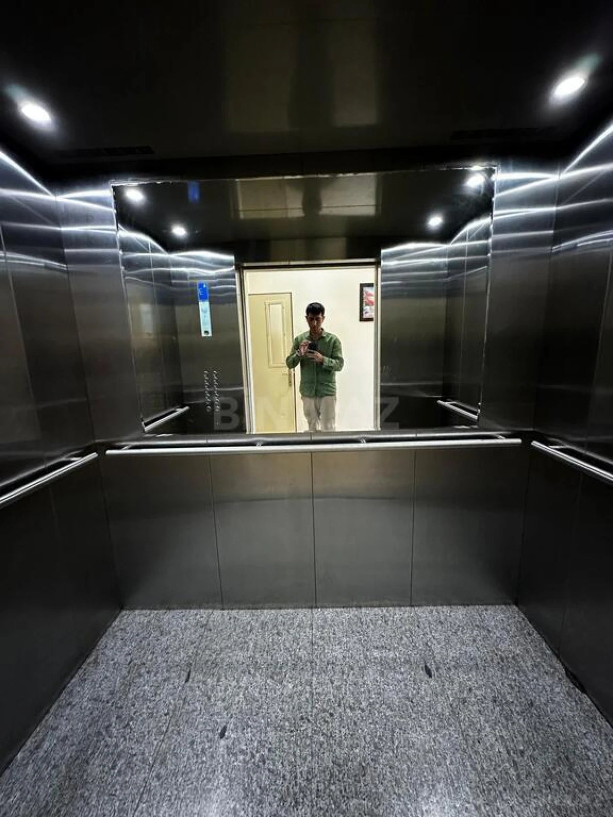 Satılır 1 otaqlı mənzil 41 m²