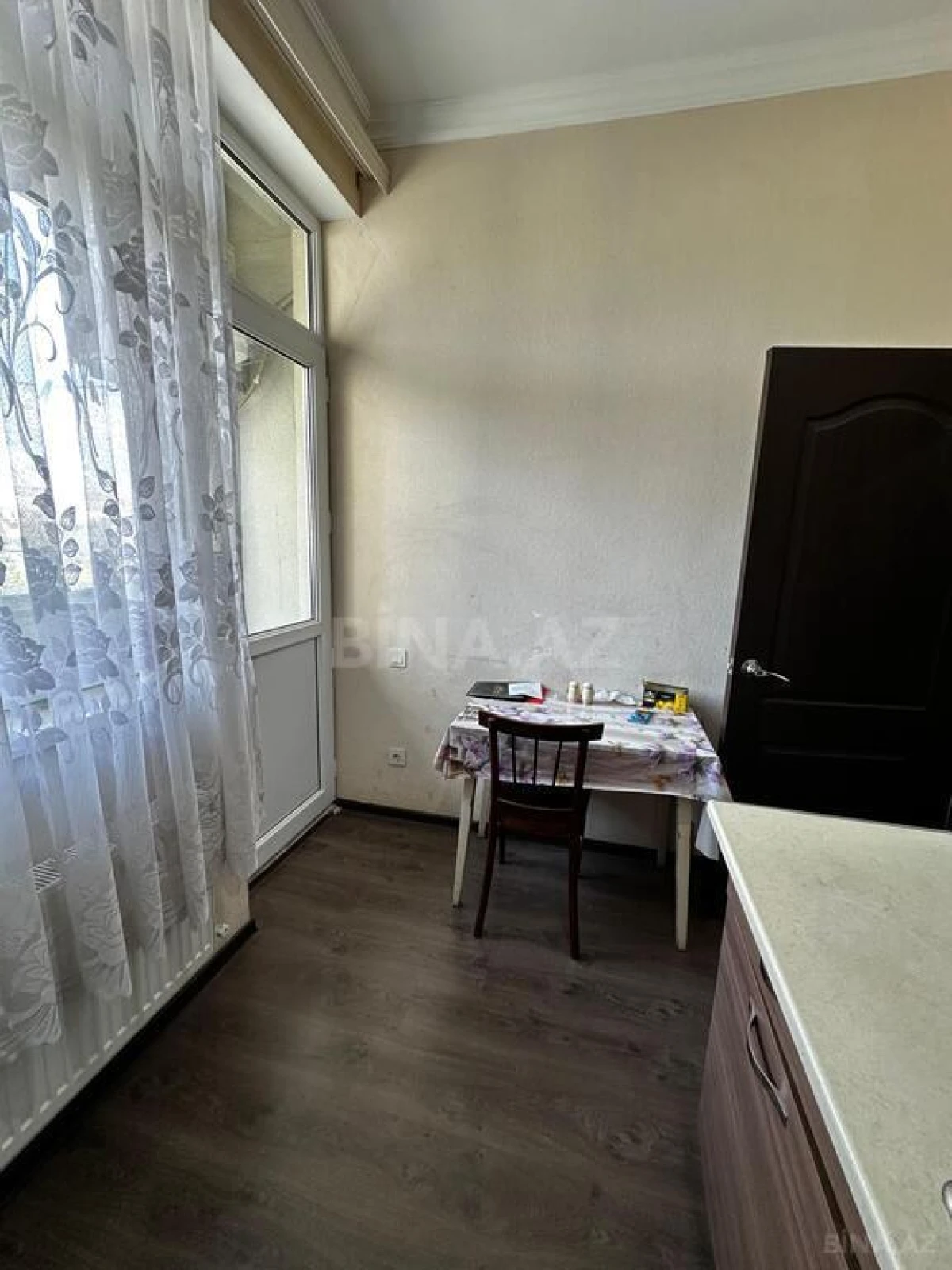 Satılır 1 otaqlı mənzil 41 m²