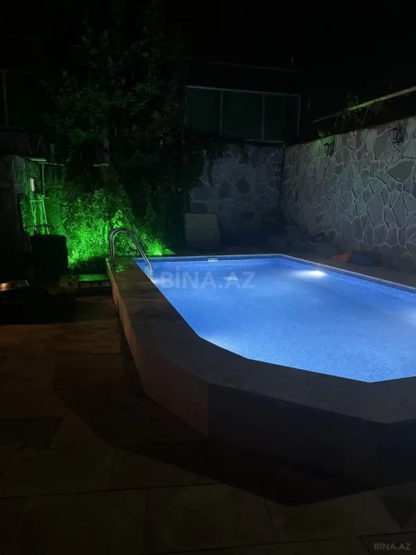 Satılır 4 otaqlı həyət evi 200 m²