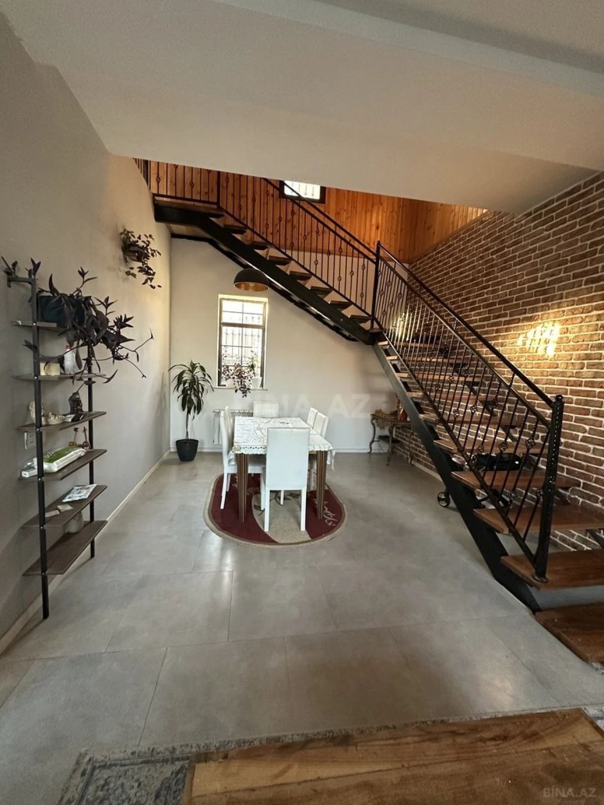 Satılır 4 otaqlı həyət evi 200 m²