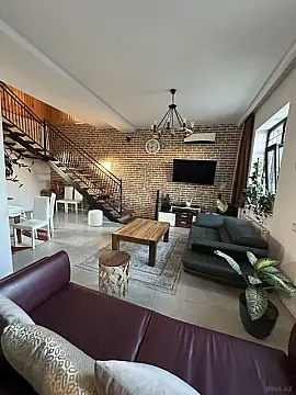 Satılır 4 otaqlı həyət evi 200 m²