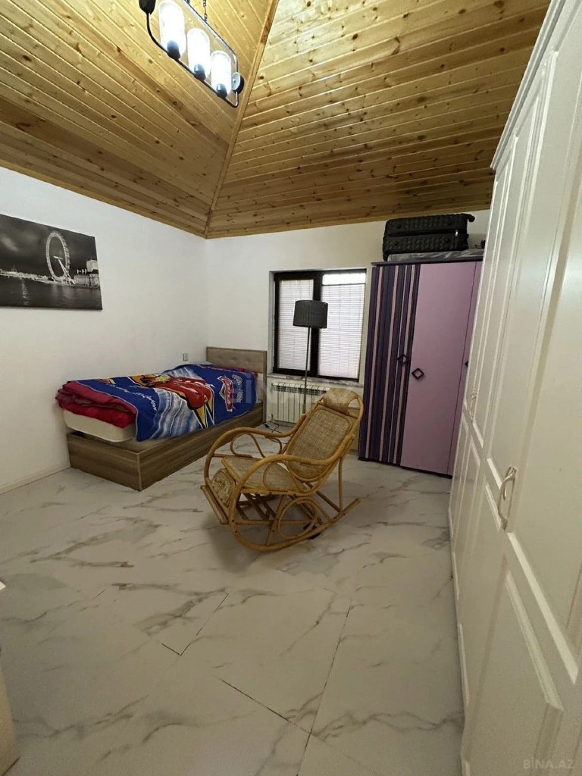 Satılır 4 otaqlı həyət evi 200 m²