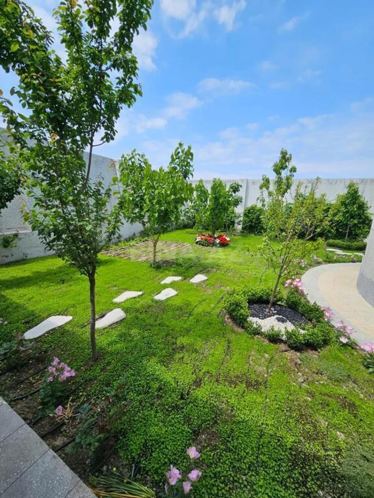 Kirayə verilir 4 otaqlı həyət evi 200 m²