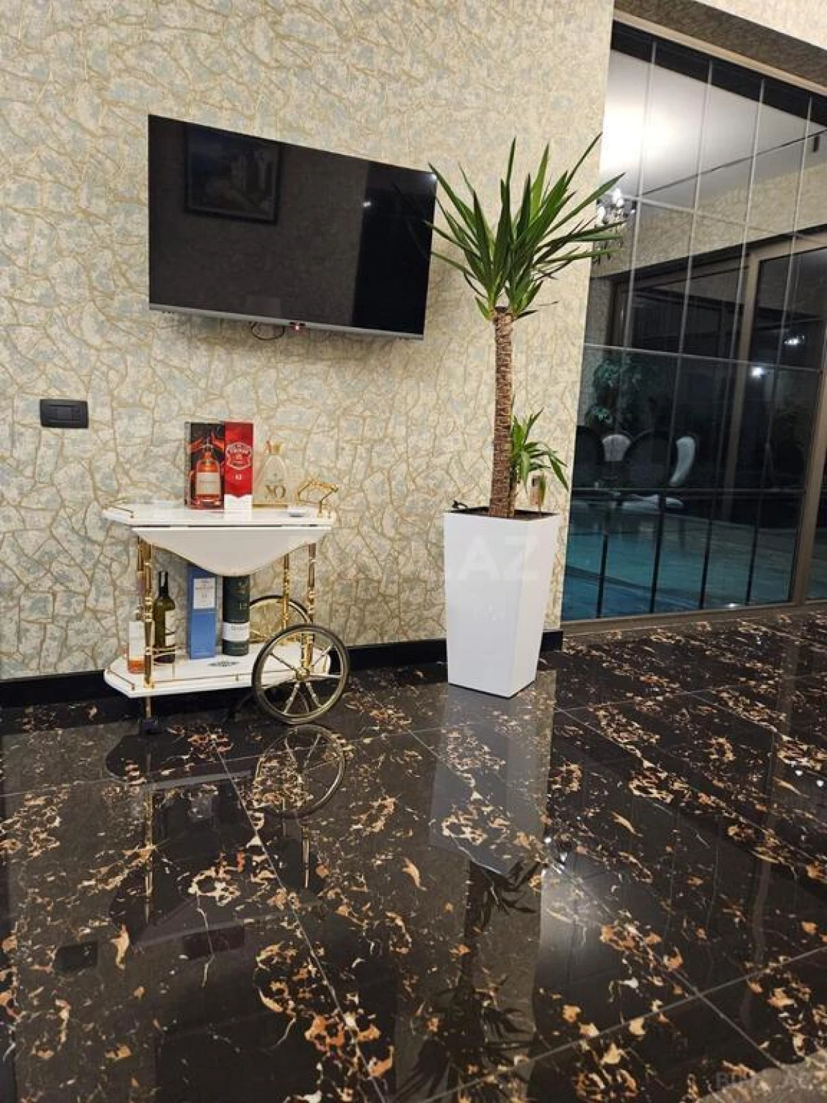 Kirayə verilir 4 otaqlı həyət evi 200 m²