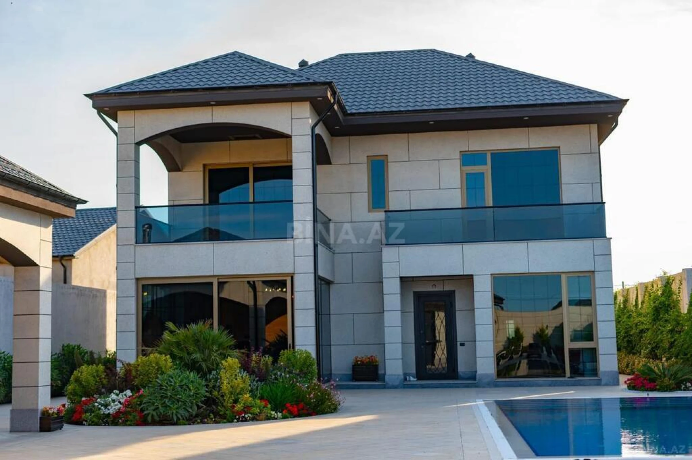 Kirayə verilir 4 otaqlı həyət evi 200 m²