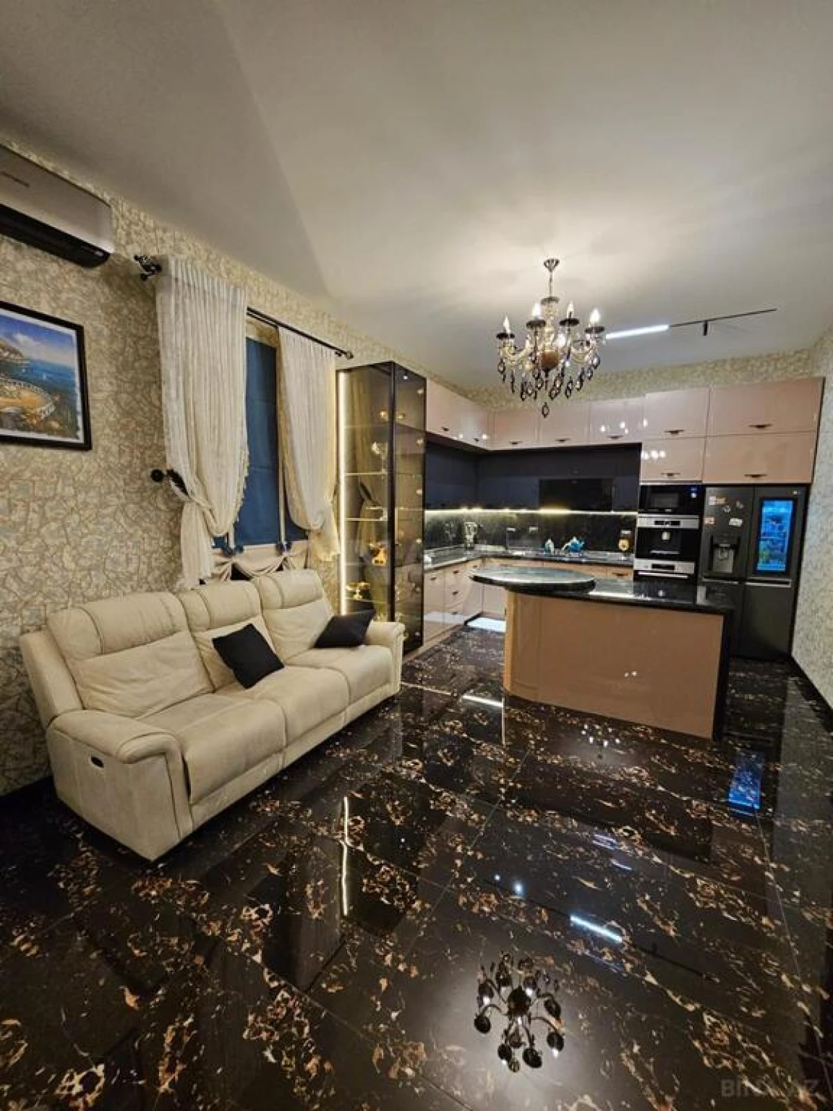 Kirayə verilir 4 otaqlı həyət evi 200 m²