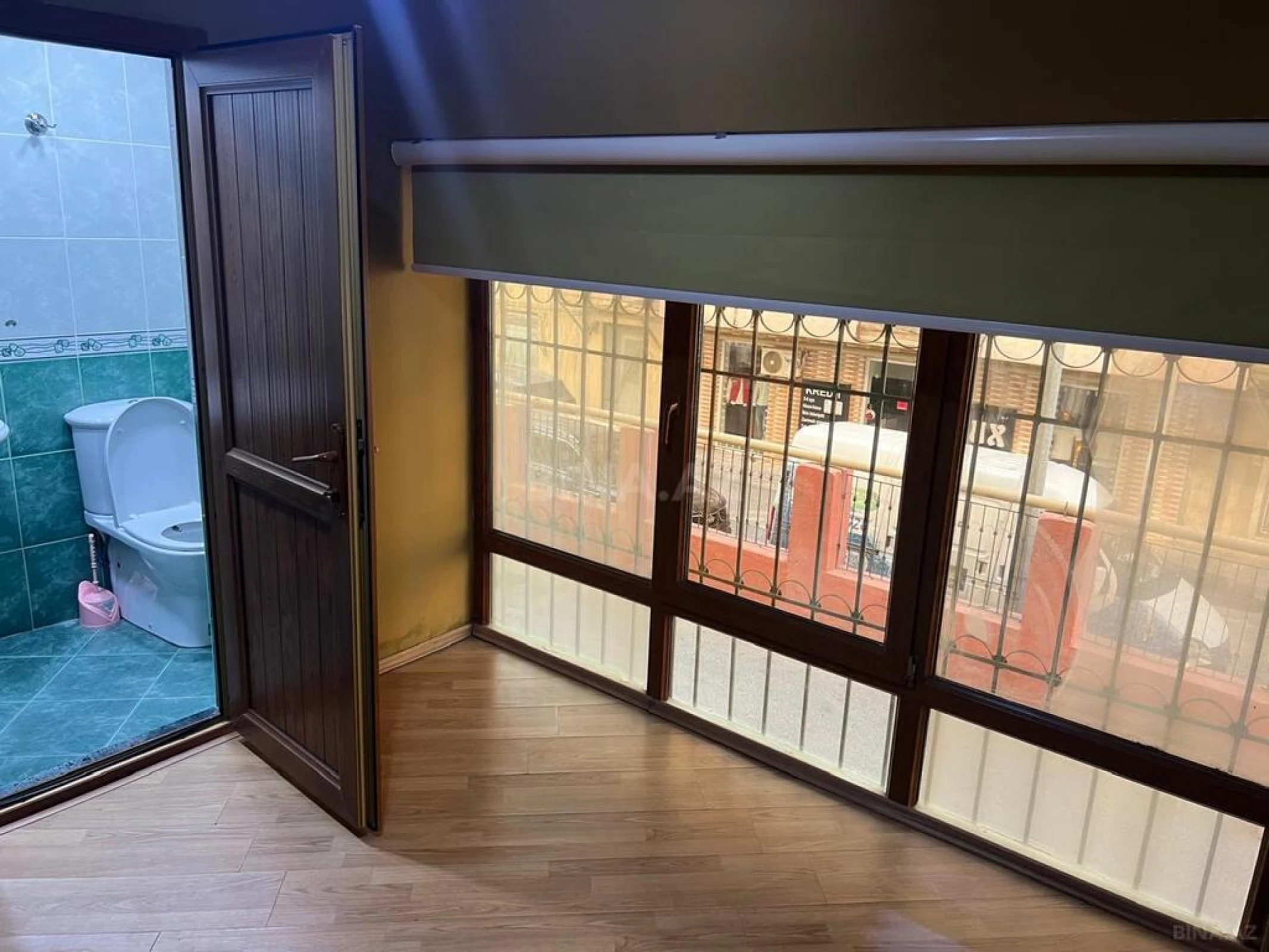 Satılır obyekt 225 m²