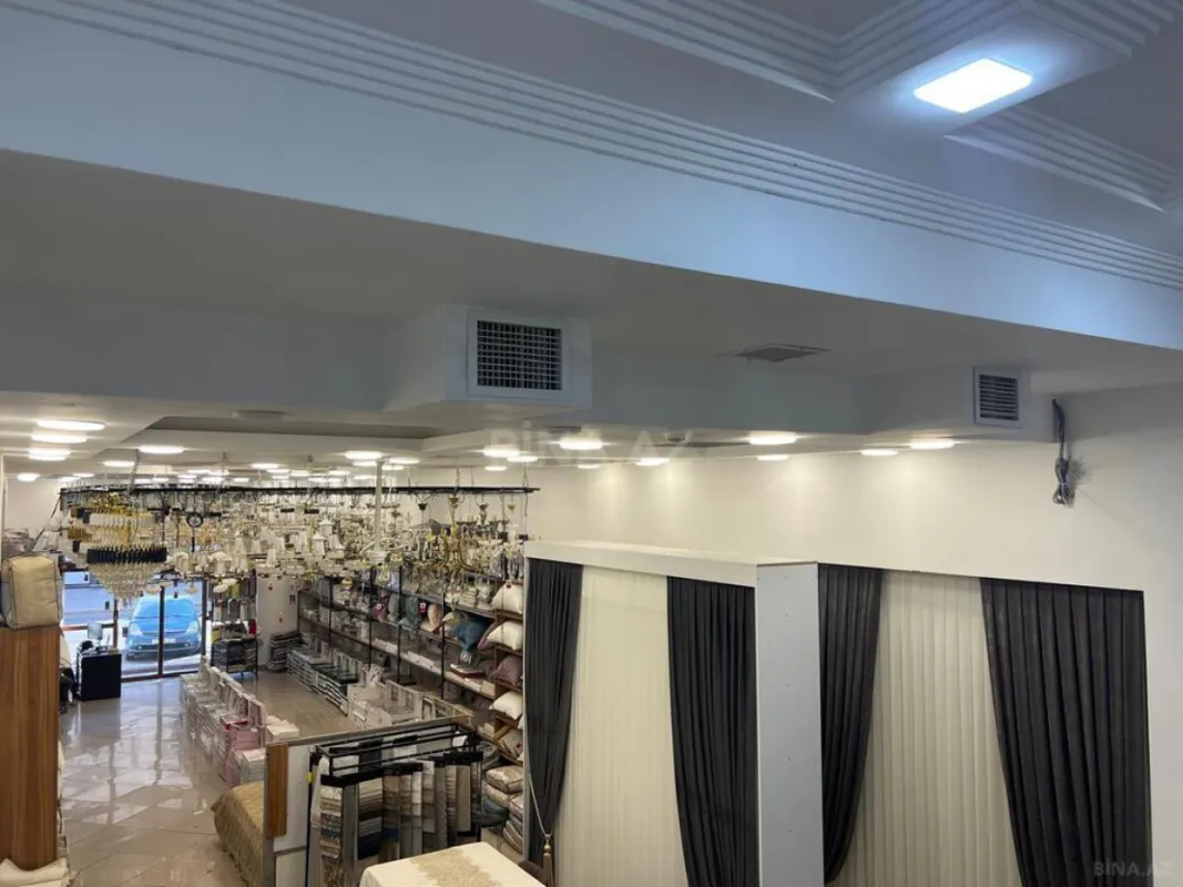 Satılır obyekt 225 m²