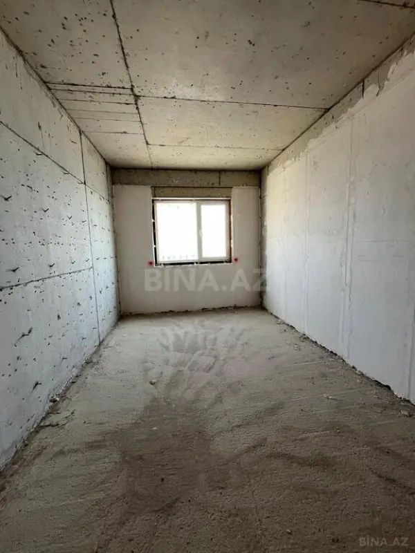 Satılır 5 otaqlı mənzil 225 m²