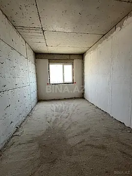 Satılır 5 otaqlı mənzil 225 m²