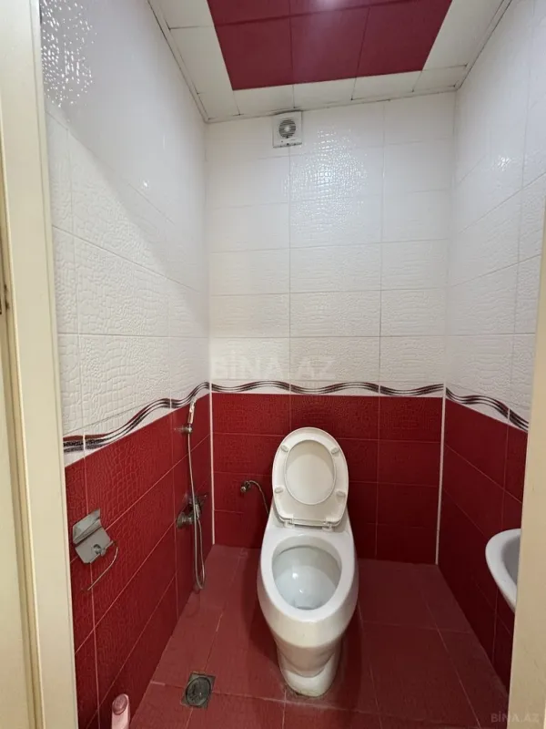Satılır 3 otaqlı mənzil 130 m²
