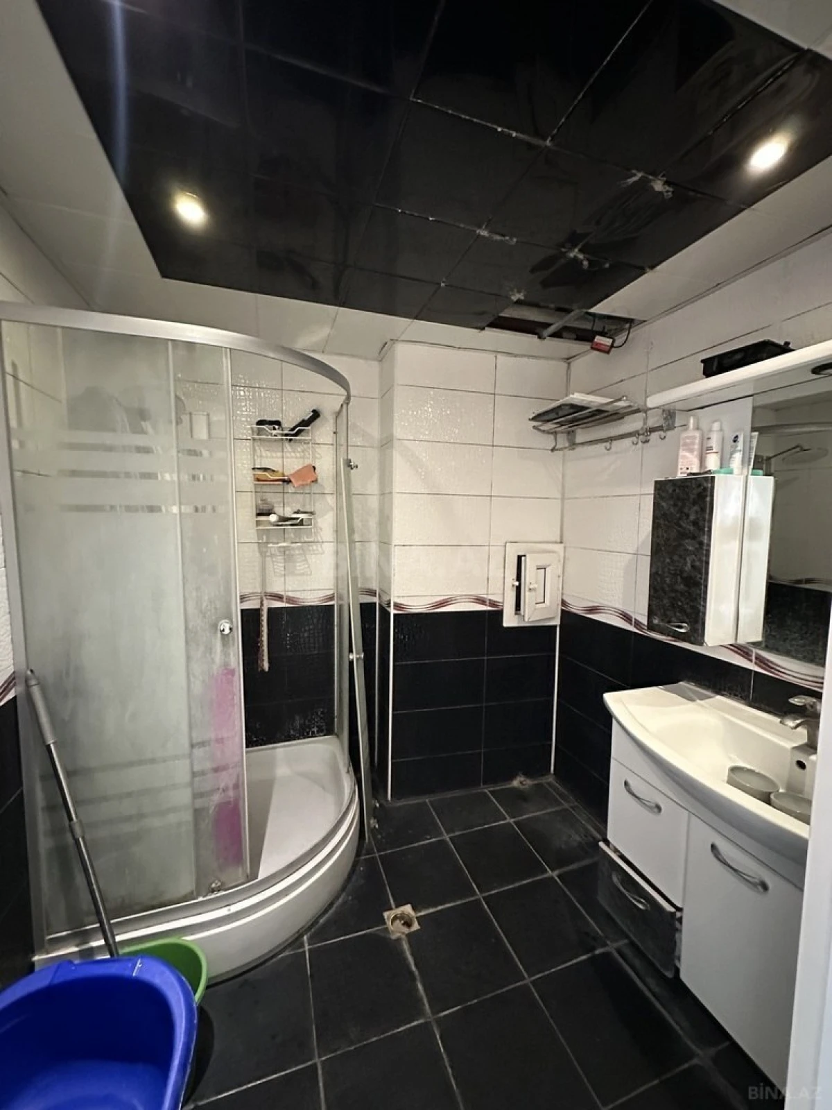 Satılır 3 otaqlı mənzil 130 m²