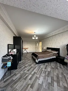 Satılır 3 otaqlı mənzil 130 m²