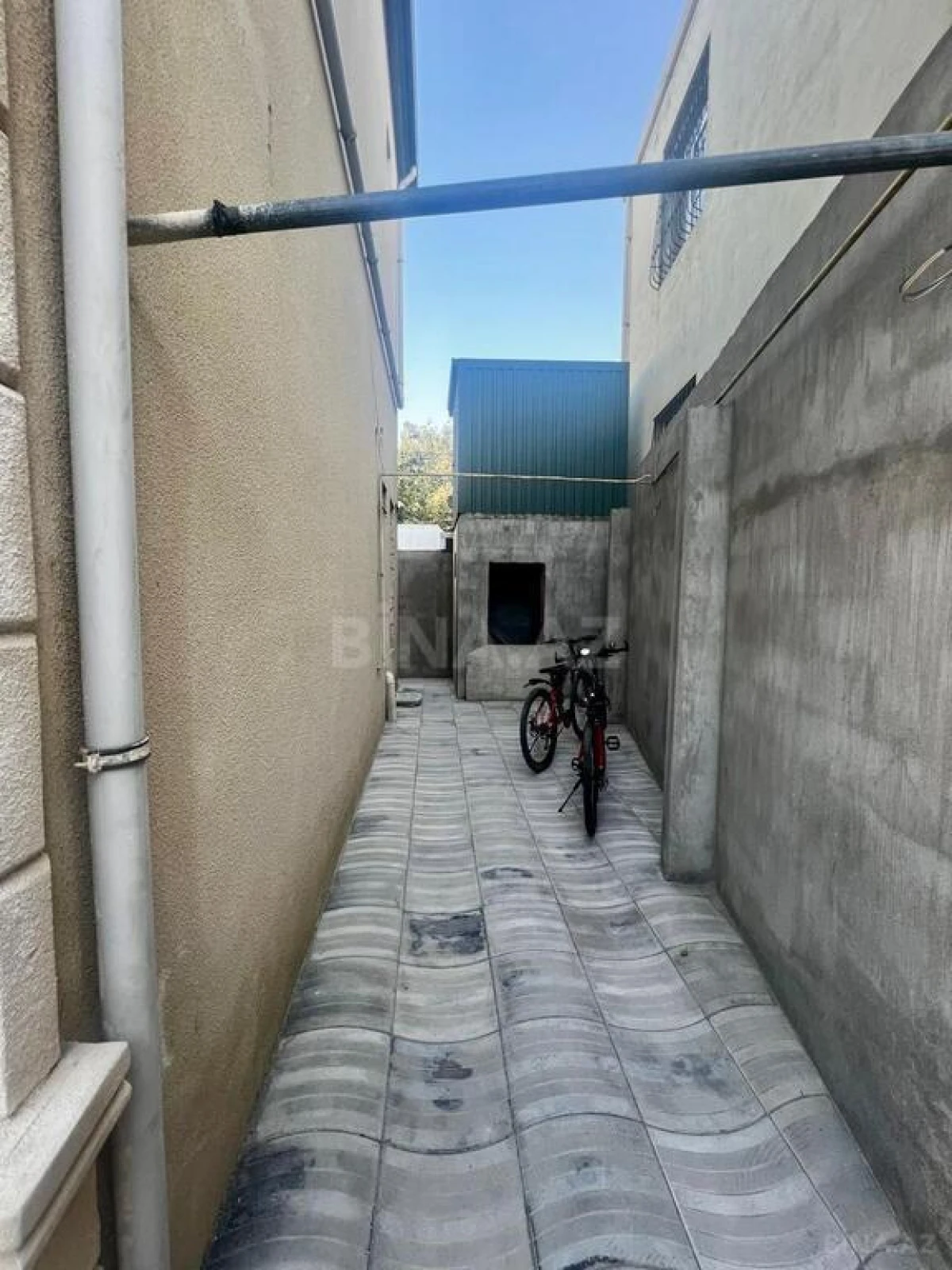 Satılır 4 otaqlı həyət evi 150 m²