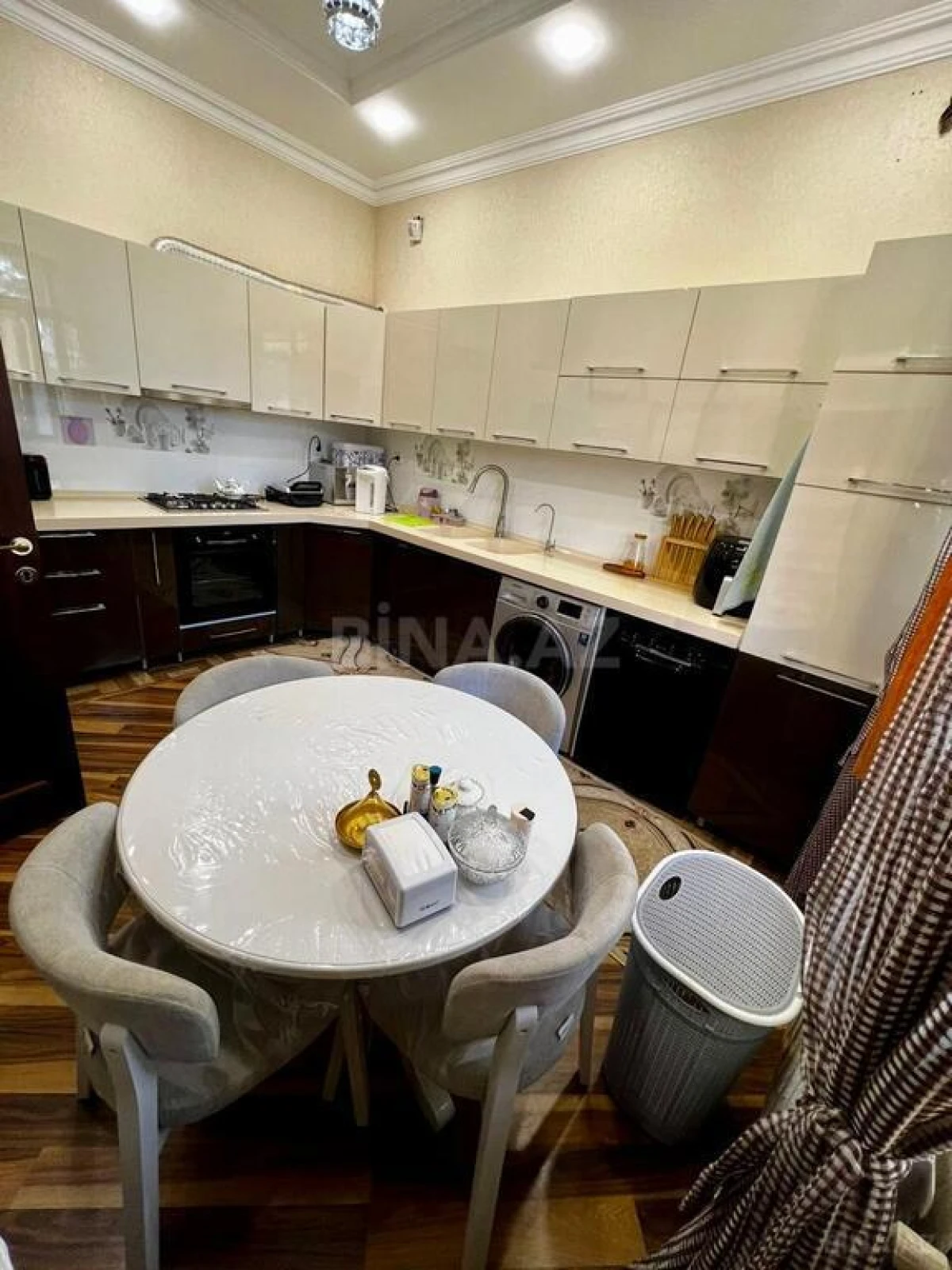 Satılır 4 otaqlı həyət evi 150 m²