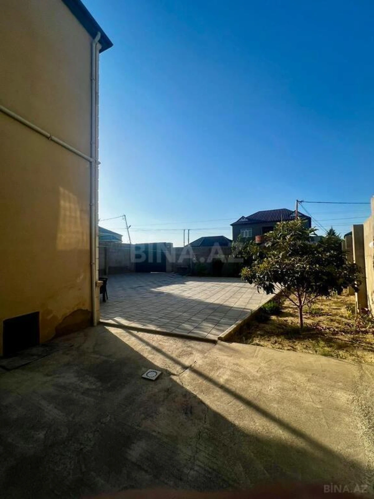 Satılır 4 otaqlı həyət evi 150 m²
