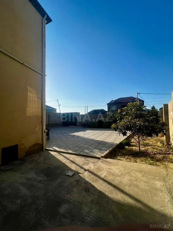 Satılır 4 otaqlı həyət evi 150 m²